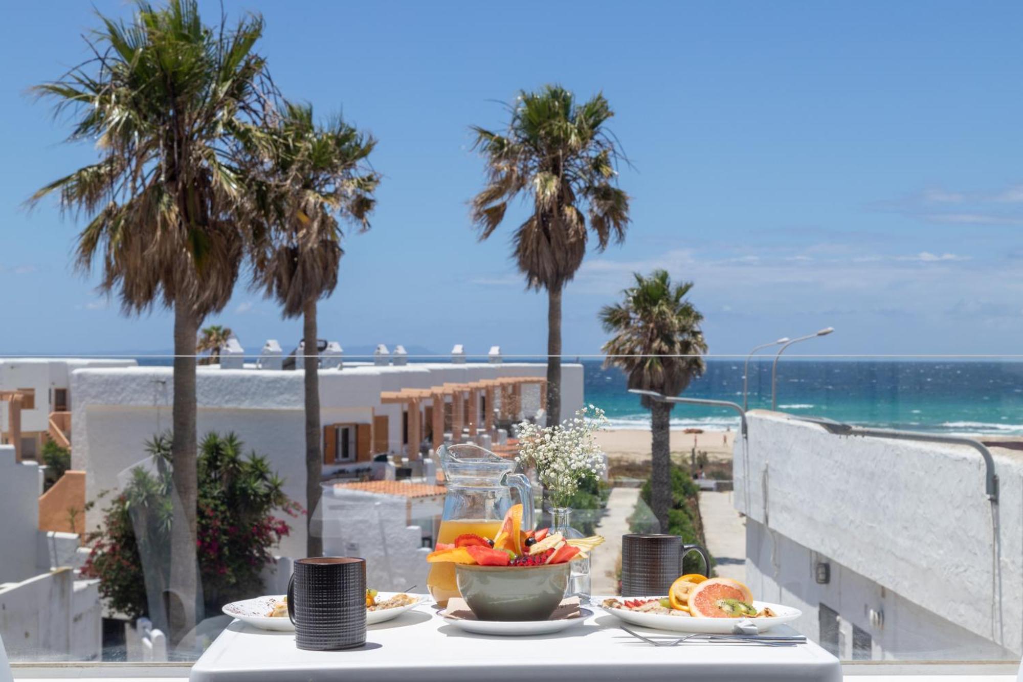Beachfront Aqua Livingtarifa Exterior photo